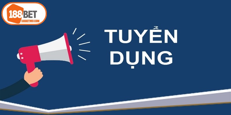 Nhân viên hỗ trợ cho hội viên chơi game liên tục tuyển dụng